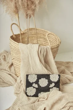 ROSA NEGRO CLUTCH