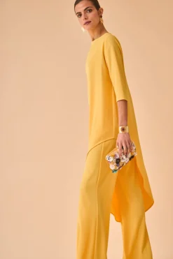 TOP KAVITAAMARILLO