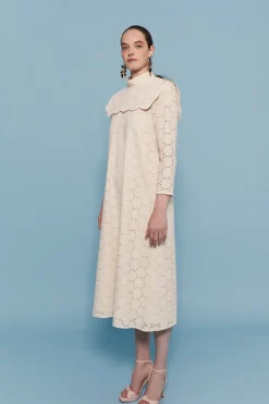 VESTIDO TROQUELBEIGE
